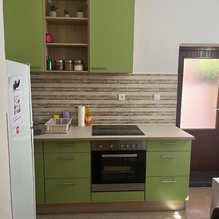 Apartma Sunny Lägenhet Izola Exteriör bild