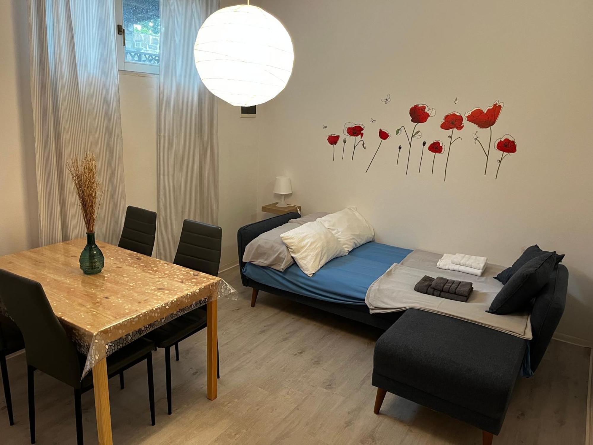 Apartma Sunny Lägenhet Izola Exteriör bild